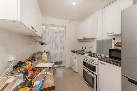 3 bedroom house for sale, Devonshire Gardens, London N17