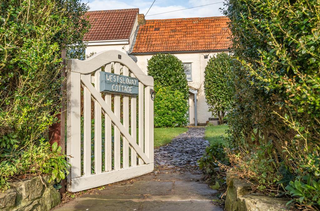 Gate
