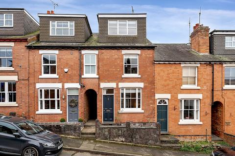 4 bedroom terraced house for sale, Victoria Road, Loughborough LE12