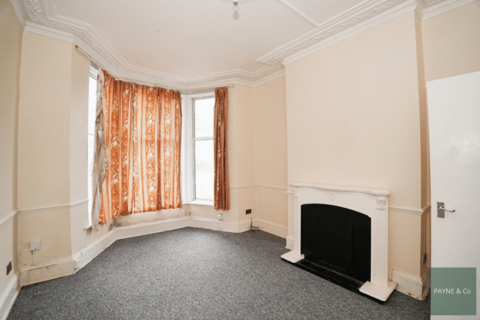 2 bedroom ground floor flat for sale, Northbrook Road, ILFORD, IG1