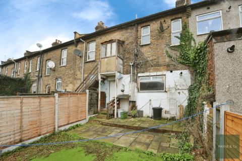 2 bedroom ground floor flat for sale, Northbrook Road, ILFORD, IG1