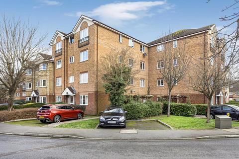 67 Varsity Drive, Twickenham, TW1 1AH
