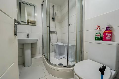 1 bedroom flat to rent, Studio Flat To Let - HP11