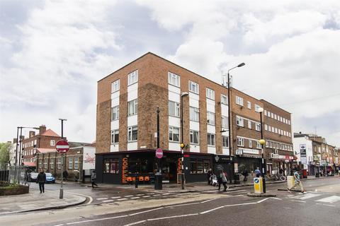 2 bedroom apartment for sale, Bethnal Green Road, London E2