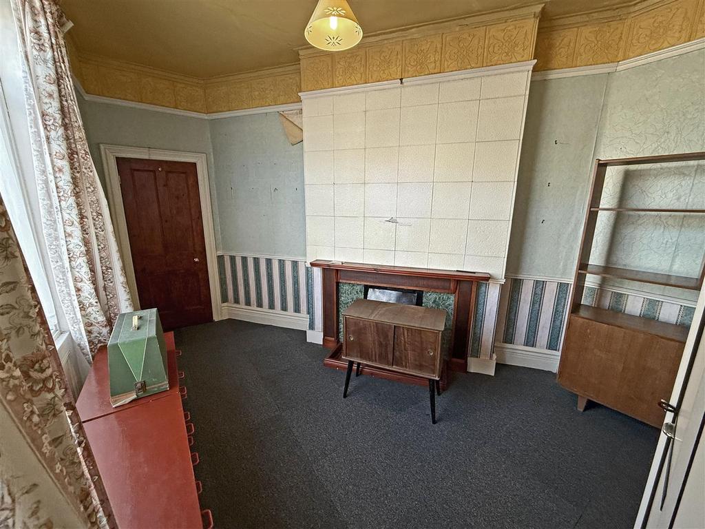 Grosvenor Bedroom Three.jpg