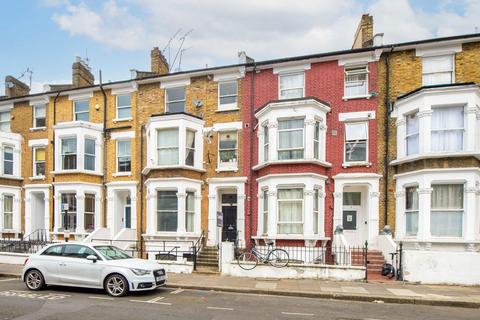 1 bedroom flat for sale, Batoum Gardens, London W6