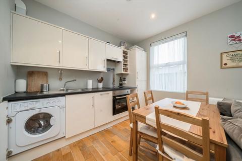 1 bedroom flat for sale, Askew Road, London W12