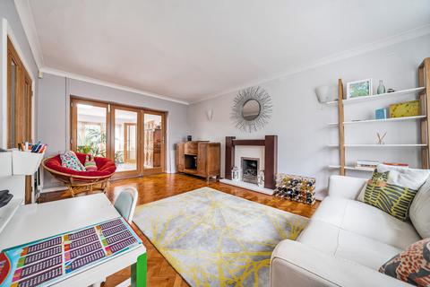 undefined, Bagshot Road, Woking GU24