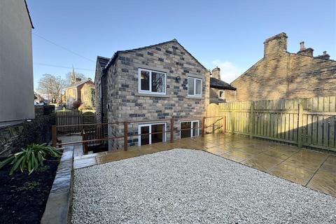 3 bedroom cottage for sale, Scott Hill, Clayton West, HD8 9PE