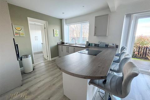 33 Crathie, Birtley, Chester Le Street, DH3 1QJ