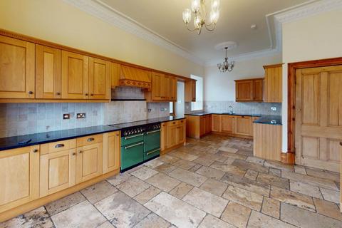 4 bedroom farm house to rent, Kilgraston Road, Bridge Of Weir