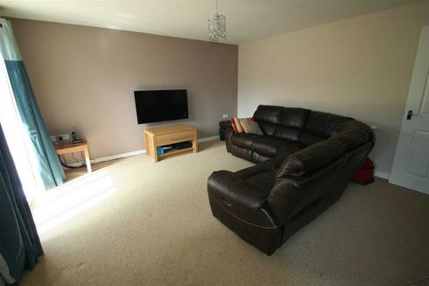 2 bedroom apartment to rent, Basingstoke RG24