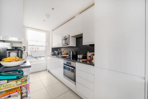 3 bedroom apartment for sale, Askew Road, London