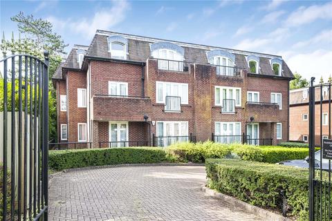 3 bedroom apartment for sale, Eastbury Avenue, Northwood