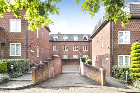 3 bedroom apartment for sale, Eastbury Avenue, Northwood