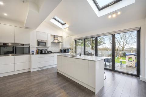 4 bedroom terraced house for sale, Birkbeck Road, Mill Hill, London, NW7