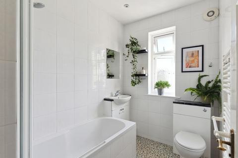 37 Stoughton Avenue, Sutton, SM3 8PH