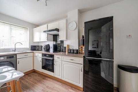80 Grantham Road, London, E12 5NE