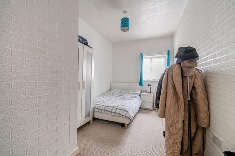 80 Grantham Road, London, E12 5NE