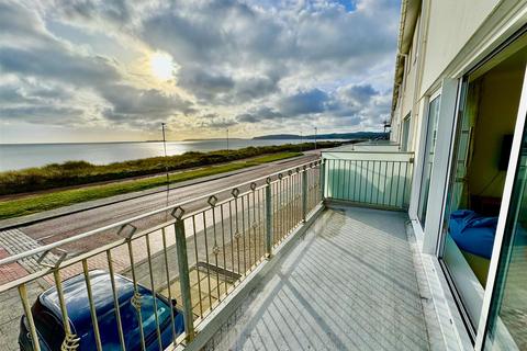 undefined, Victoria Parade, Pwllheli