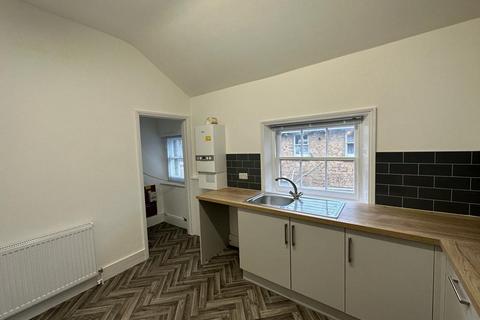 2 bedroom flat to rent, Queens Place, Hove