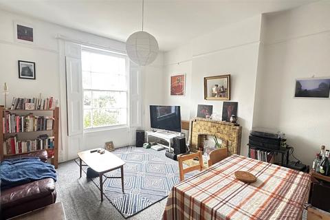 2 bedroom flat to rent, Fentiman Road, London SW8