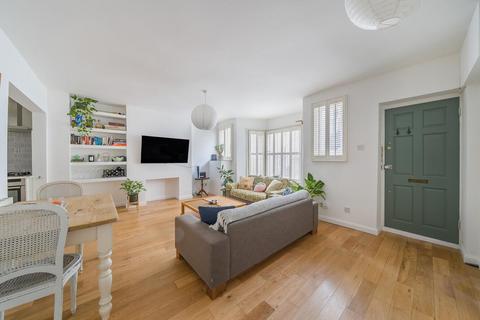 2 bedroom flat for sale, Northwood Road, Highgate