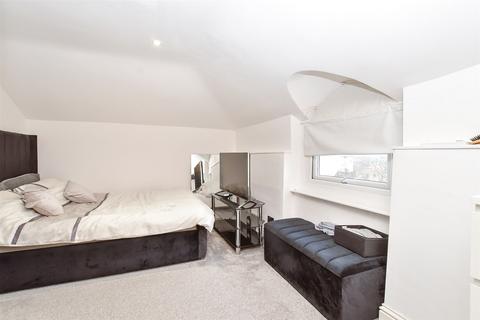 2 bedroom apartment for sale, Grove Road North, Southsea, Hampshire