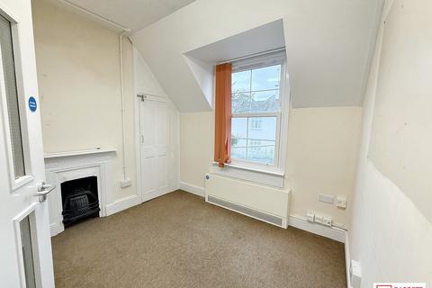 Property to rent, 95 Southend Road, Wickford, Essex