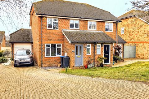 18 Hill House Drive, Minster, Ramsgate, CT12 4BE