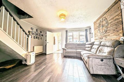 18 Hill House Drive, Minster, Ramsgate, CT12 4BE