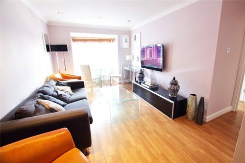 2 bedroom apartment for sale, Gladesmere Court, Watford, Hertfordshire, WD24