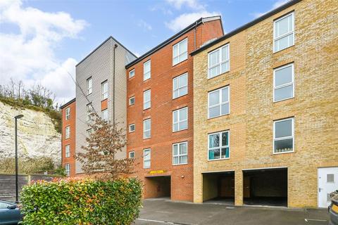 2 bedroom flat for sale, Brunel Way, Havant