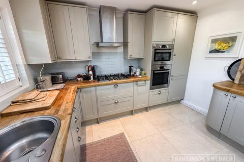 14 Dunstall Way, West Molesey, KT8 1PD