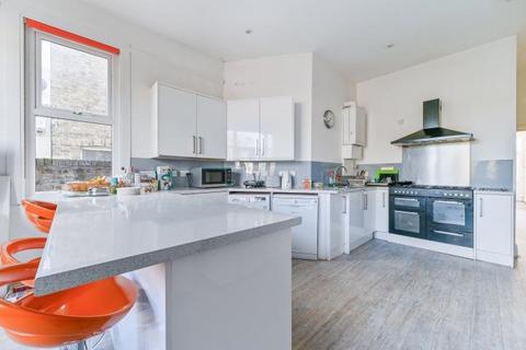 14 Farquharson Road, Croydon, CR0 2UH