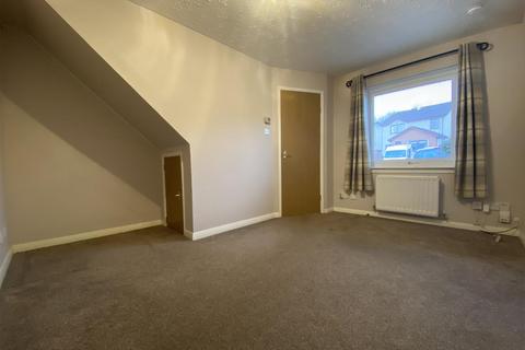 2 bedroom semi-detached house to rent, Allison Crescent, Perth