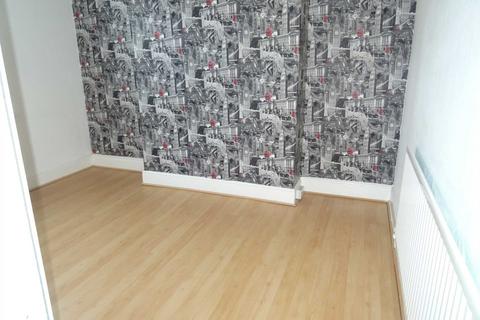 3 bedroom terraced house to rent, Carlisle Street, Hartlepool