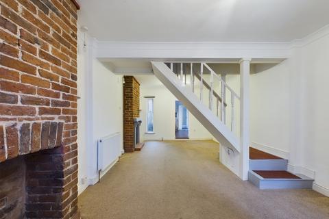 2 bedroom terraced house to rent, Portsmouth PO1