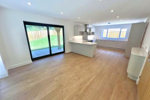 4 bedroom house to rent, Shenley Lane, London Colney, St Albans, AL2