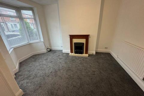 2 bedroom terraced house to rent, Vine Street, Darlington