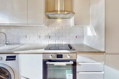 97 Knowles Close, West Drayton, UB7 8LZ