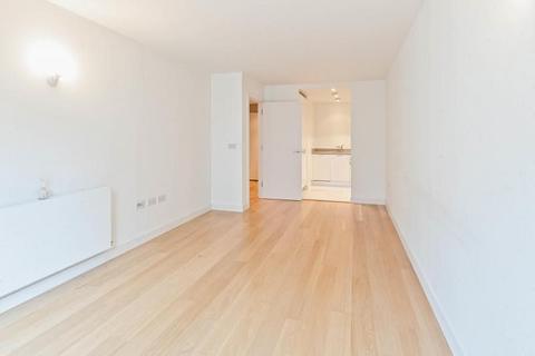 1 bedroom apartment for sale, Cardinal Building, Station Approach, Hayes, UB3 4FD