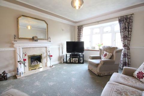 3 bedroom detached house for sale, Maidstone Drive, Stourbridge DY8