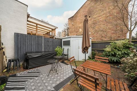 3 bedroom terraced house for sale, Godfrey Hill, London, SE18
