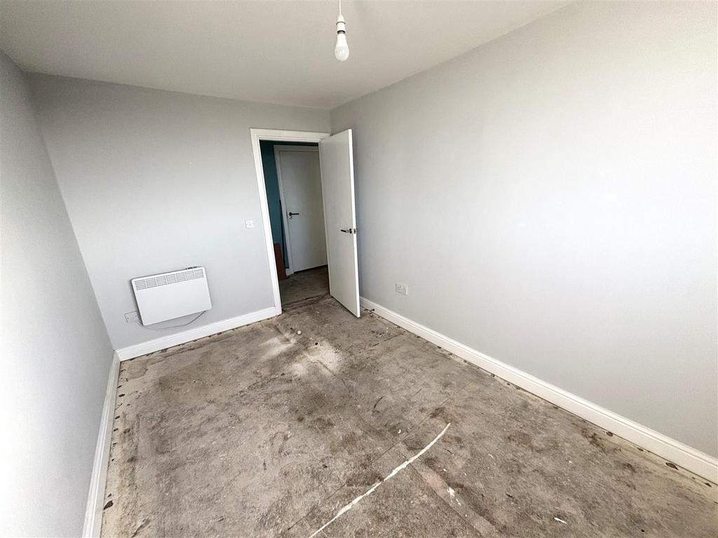 BEDROOM 1.jpeg