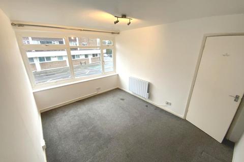 1 bedroom flat to rent, St. Mark's Hill, Surbiton KT6