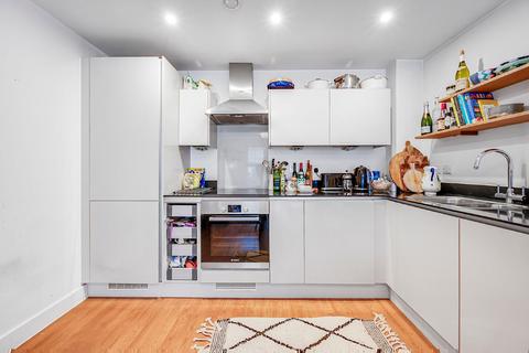 1 bedroom flat for sale, Mildmay Avenue, Islington