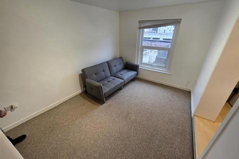 1 bedroom house to rent, Cumnor Road, Bournemouth