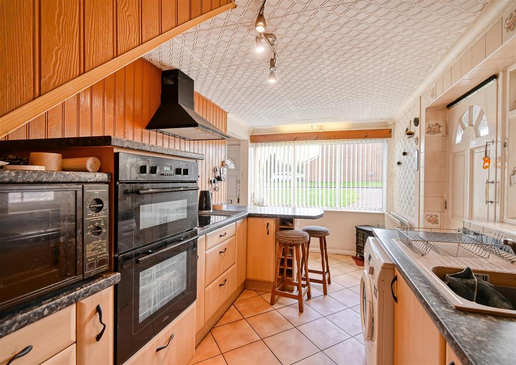 3 Bredon Close-09.jpg