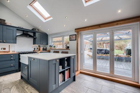 4 bedroom semi-detached house for sale, Worcester Road Malvern, Worcestershire, WR14 1BD